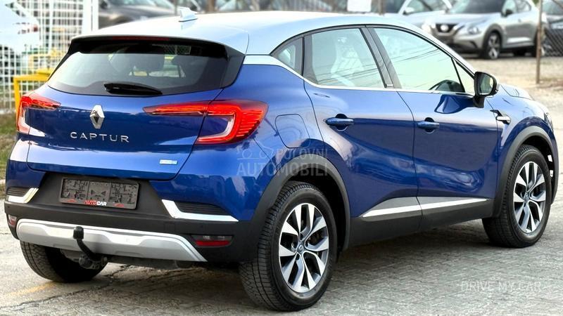 Renault Captur 1.6  INTENS PLUG-IN