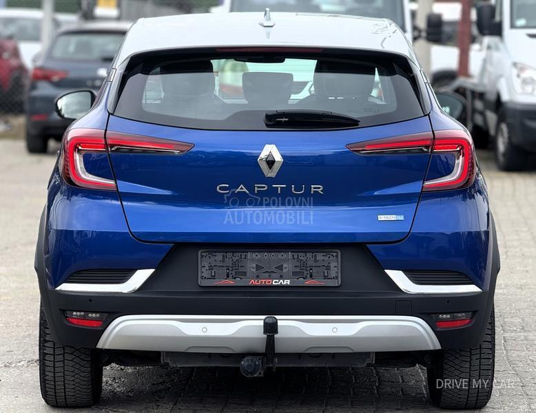Renault Captur 1.6  INTENS PLUG-IN