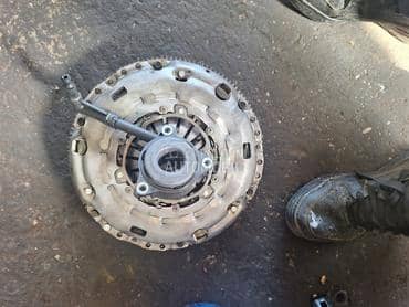 Golf 6 zamajac za Volkswagen Golf 6 od 2009. do 2012. god.