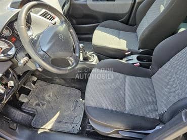 Enterijer za Peugeot 207
