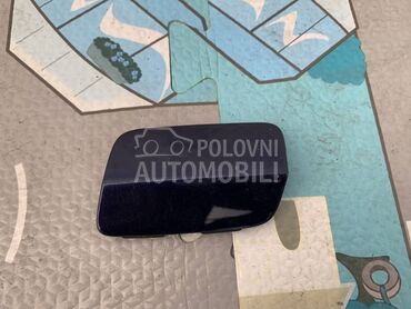 POKLOPAC NA BRANIKU S8 za Audi A8 za 2018. god.