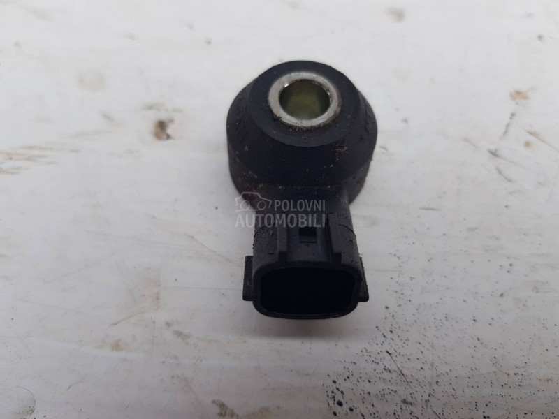 SENZOR TEMPERATURE NA BLOKU 12