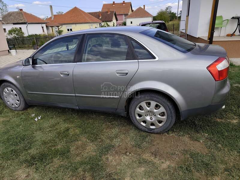 Audi A4 1.6B