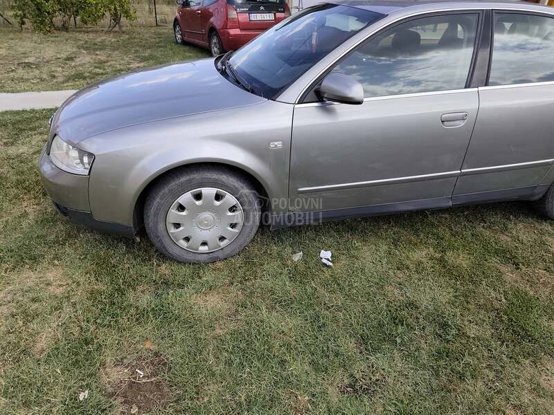 Audi A4 1.6B