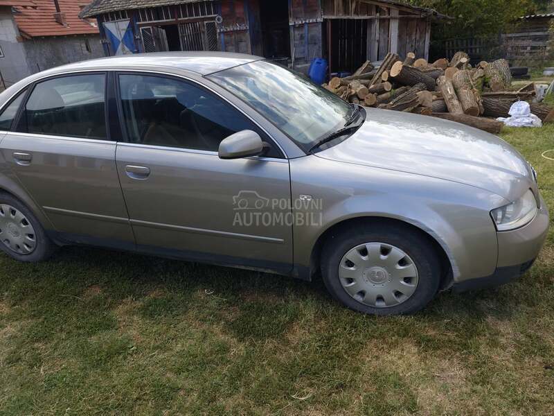 Audi A4 1.6B