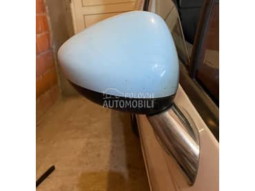Desni retrovizor za Citroen DS3