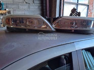 Farovi za Renault Laguna od 2000. do 2006. god.