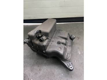 Ad blu pumpa 80A 131 969 N za Audi A6, Q5