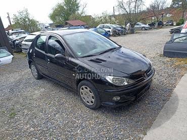 Peugeot 206 -  kompletan auto u delovima