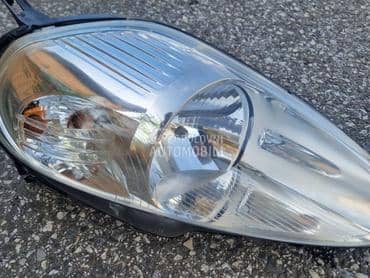 farovi za Fiat Grande Punto od 2003. do 2011. god.