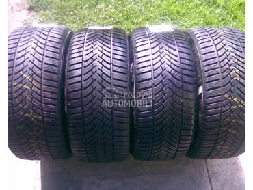 Semperit 255/40 R19 Zimska