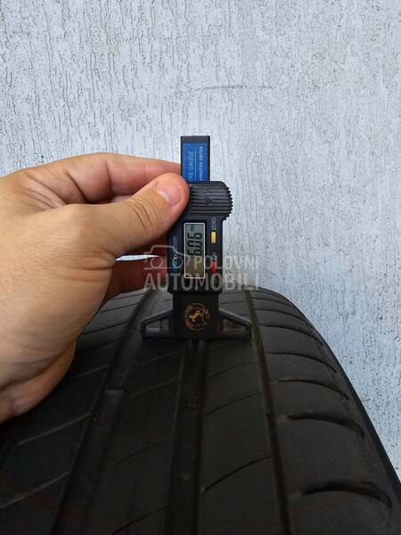 Michelin 215/65 R17 Letnja