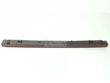 Stop svetlo treće za Škoda Octavia od 2012. do 2019. god.