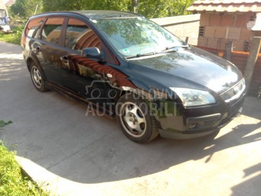 Ford Focus 2006. god. -  kompletan auto u delovima