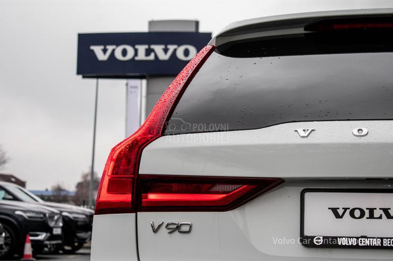 Volvo V90 Cross Country D4 AWD Momentum Pro