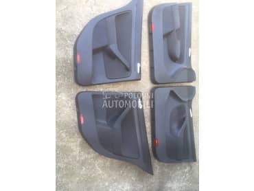 Tapaciri vrata za Volkswagen Golf 5