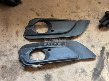 resetka branika maglenke za Opel Crossland X  od 2013. do 2020. god.