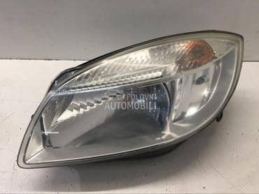 Far levi za Škoda Roomster od 2006. do 2015. god.