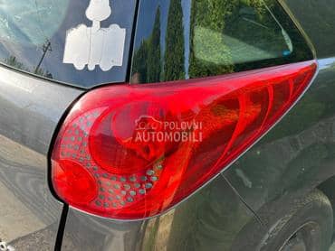 stop lampa karavan desna za Peugeot 207