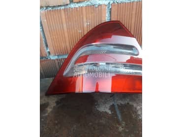 stop svetlo za Mercedes Benz X klasa