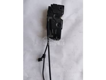 Brava za haubu za Audi Q5 od 2010. do 2017. god.