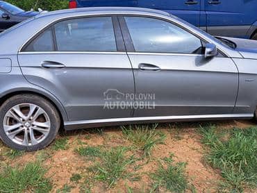 Vrata za Mercedes Benz E 200, E 220, E 230 ... od 2009. do 2012. god.