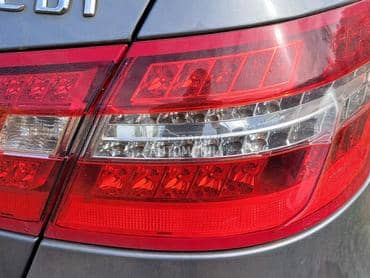 Stop svetla i stop lampe za Mercedes Benz E 200, E 220, E 230 ... od 2009. do 2012. god.