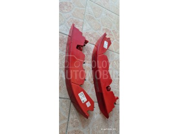 Rikverc svetlo za Audi Q3