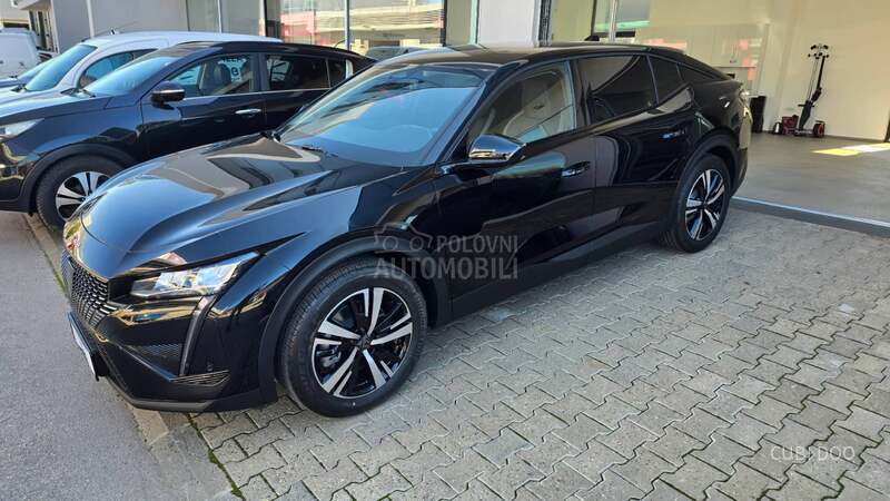 Peugeot 408 1.6E ALLURE 215 AT8