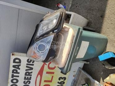 desni far w212 za Mercedes Benz E Klasa od 2009. do 2013. god.