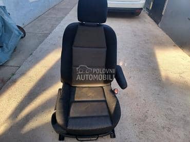 SUVOZACEVO SEDISTE za Peugeot 307