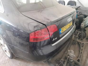 Audi A4 -  kompletan auto u delovima