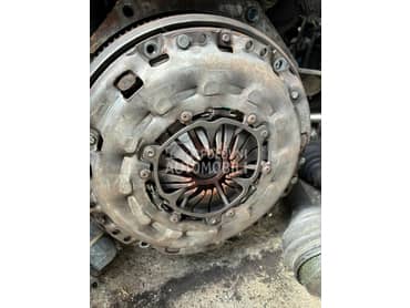 plivajuci zamajac sa setom za Peugeot 407