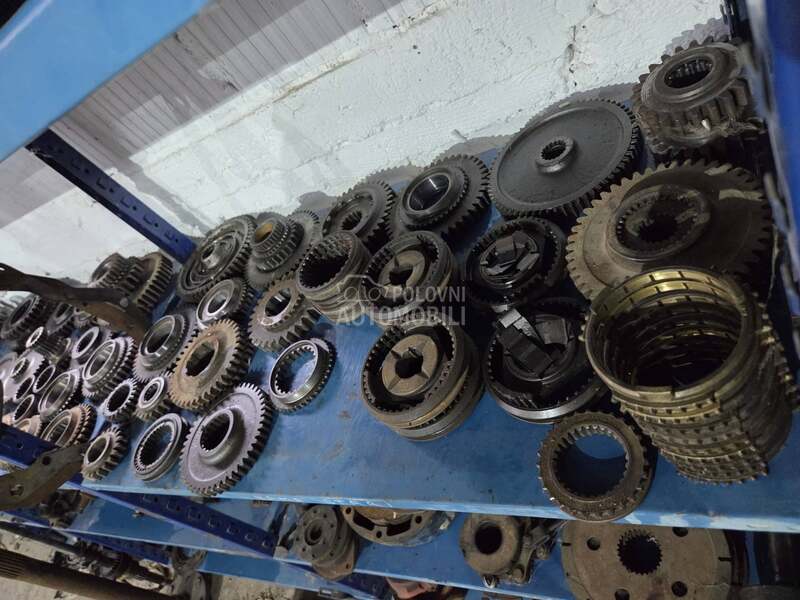 Same kompletan u delove