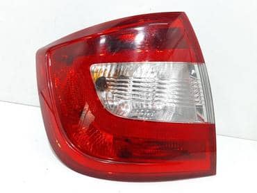 Stop svetlo levo za Škoda Rapid od 2012. do 2019. god.