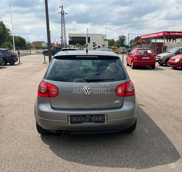 Volkswagen Golf 5 1.4TSI