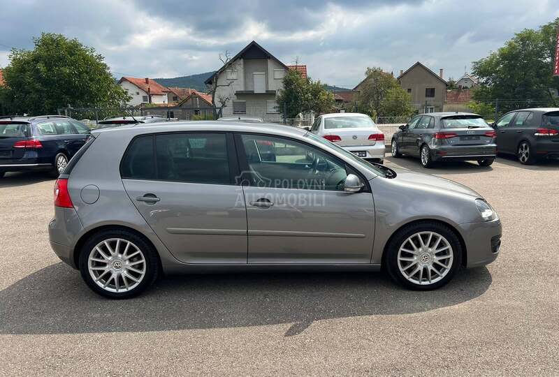 Volkswagen Golf 5 1.4TSI