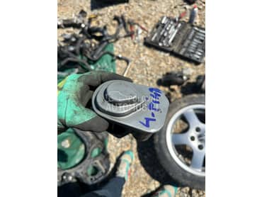 Klapna gasa 4 pina za Volkswagen Caddy, Golf 5, Golf Plus ... od 2004. do 2009. god.