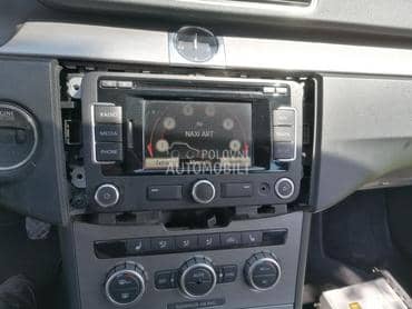 multimedija za Volkswagen Passat B7