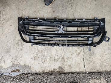 maska za Peugeot Partner od 2015. do 2020. god.