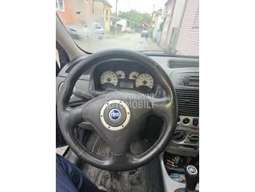 HGT km sat za Fiat Punto od 2003. do 2011. god.