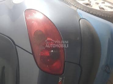 desna stop lampa za Peugeot 206 od 2003. do 2007. god.