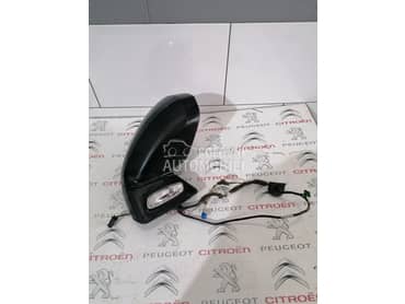 Retrovizor levi za Citroen C4 Picasso od 2005. do 2012. god.