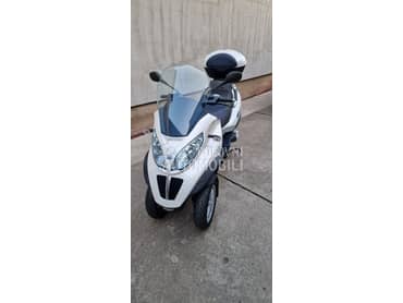 Piaggio Mp3 300 lt
