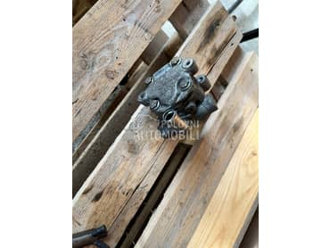 Servo pumpa za Volkswagen Golf 4