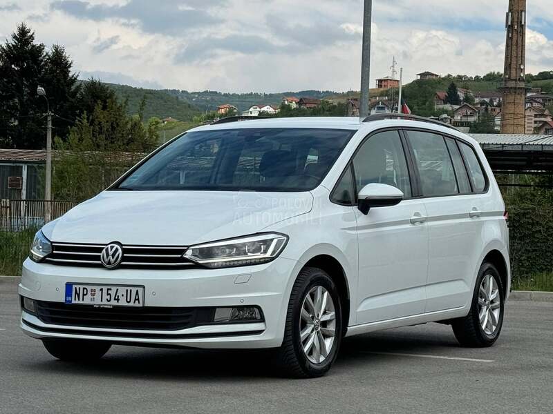 Volkswagen Touran 2.0/DSG/MATRIX