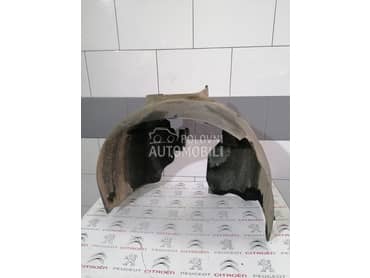 Prednje desno podkrilo za Citroen C4 Picasso od 2005. do 2012. god.