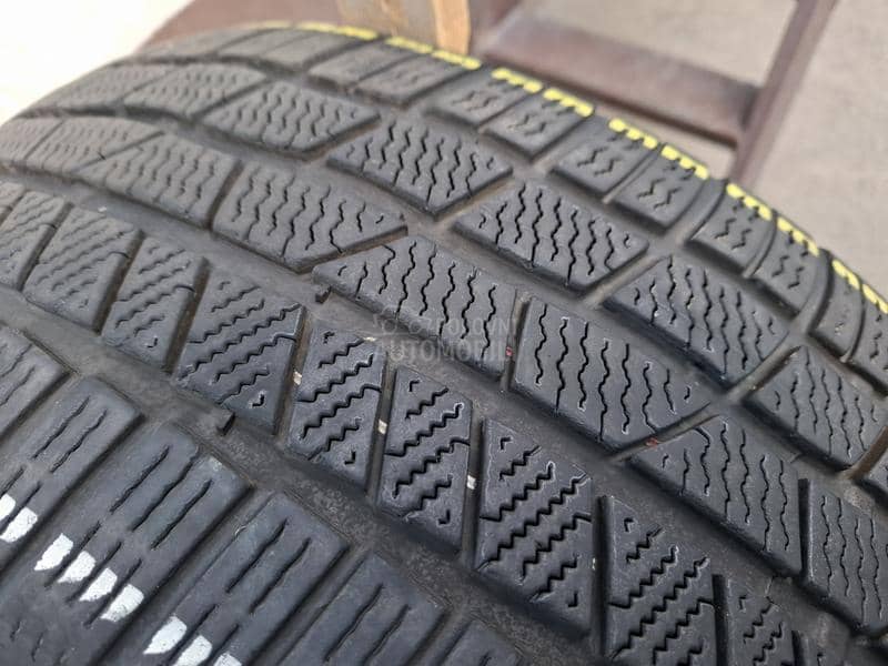 Continental 255/50 R20 Zimska