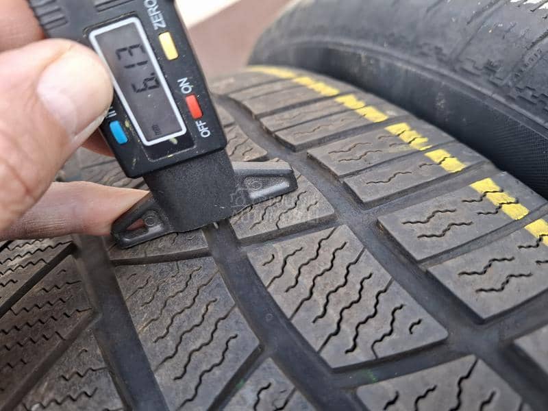 Continental 255/50 R20 Zimska