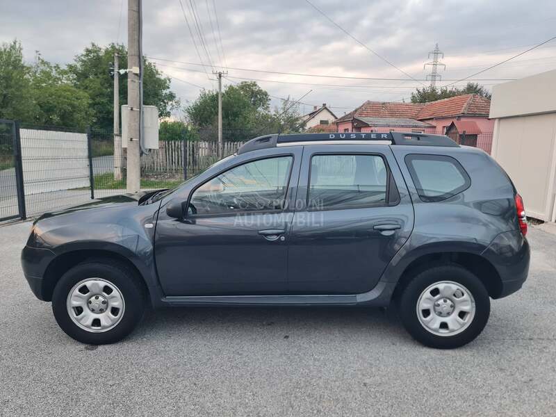 Dacia Duster 110000 k m  N O V A